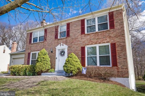 12638 Fantasia Dr, Herndon, VA 20170-2901