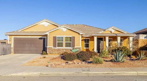 42630 Raywood Dr, Lancaster, CA 93536-7435