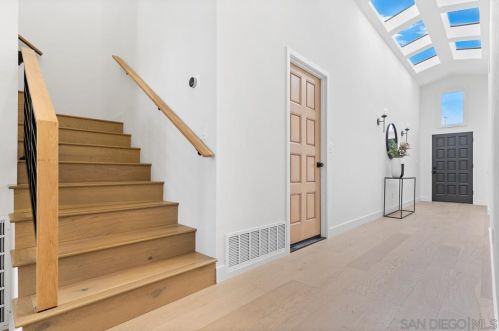 1533 Beryl St, San Diego CA  92109-2106 exterior