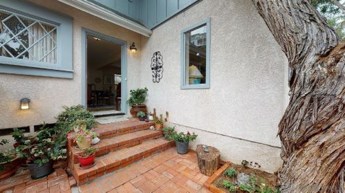 3284 Talbot St, San Diego, CA 92106-2449