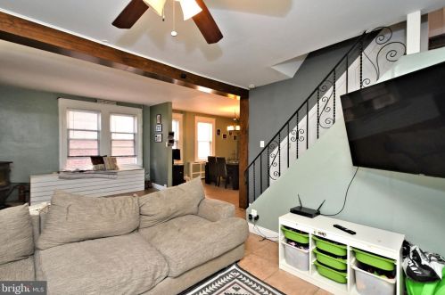 1424 Juniper St, Norristown PA 19401-3224 exterior