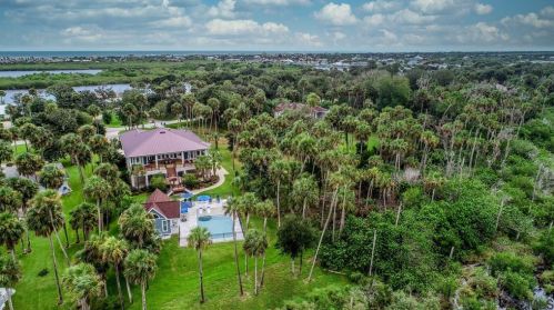 1351 Lambert Ave, Flagler Beach FL 32136-3045 exterior