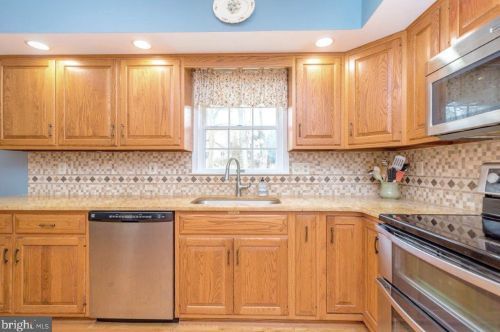 29 Krauser Rd, Downingtown PA 19335-1534 exterior