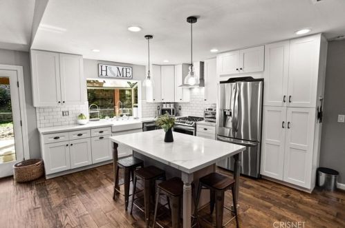 25601 Rancho Adobe Rd, Santa Clarita, CA 91355-2226