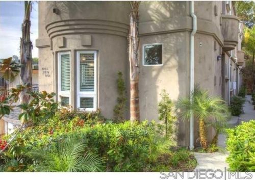 5928 Riley St, San Diego, CA 92110-1420