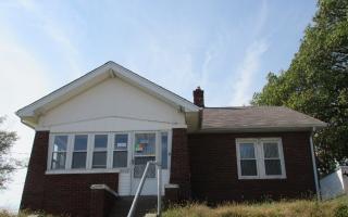 4334 12th St, Omaha, NE 68107-2311