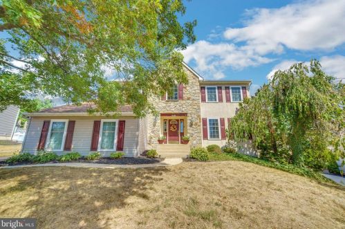 918 Capitol Rd, Norristown, PA 19403-4002