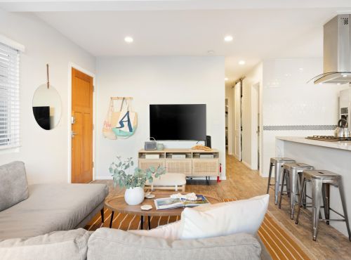 824 Anacapa Ct, San Diego CA  92109-8203 exterior