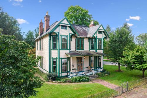 325 Riverside Dr, Sharon, KY 41002-1050
