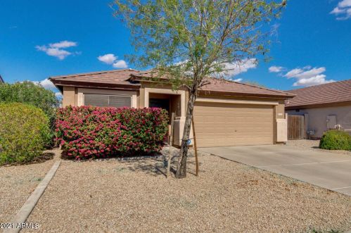 3322 Bonanza Rd, Gilbert, AZ 85297-9308