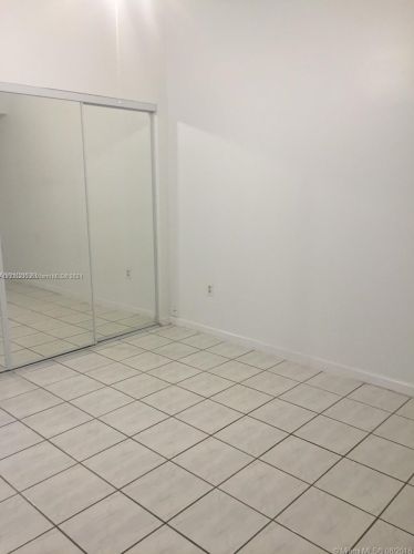 2408 37th Ave, Hollywood FL  33021-3605 exterior