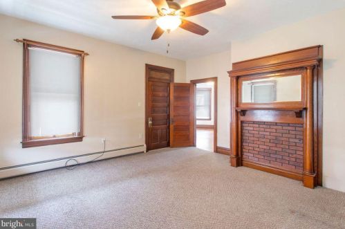 28 Middle St, Hanover PA 17331-2031 exterior