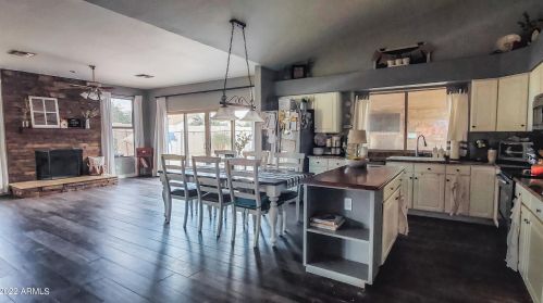 1216 Harrington St, Gilbert, AZ 85233-8227