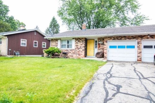 3106 Churchill Dr, Madison, WI 53713-2904