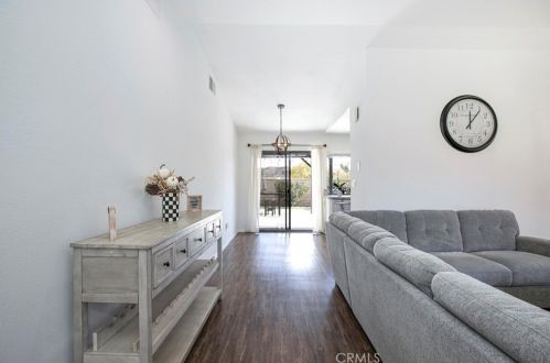 25776 Covala Ct, Santa Clarita CA  91355-2262 exterior
