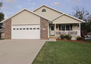 105 3rd St, Raymond, IA