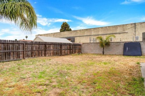 1061 18th St, San Diego CA 92154-1901 exterior