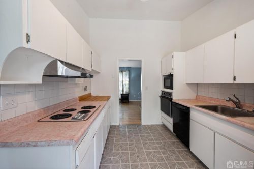 157 Cindy St, Old Bridge NJ  08857-3092 exterior