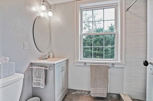 533 Highbrook Ave, New Rochelle NY  10803-2227 exterior