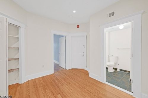 123 Morris St, Morristown NJ  07960-9428 exterior