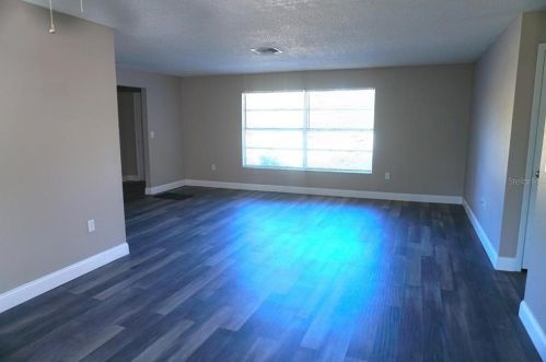 2440 Keystone Rd, Tarpon Springs FL  34688-8618 exterior