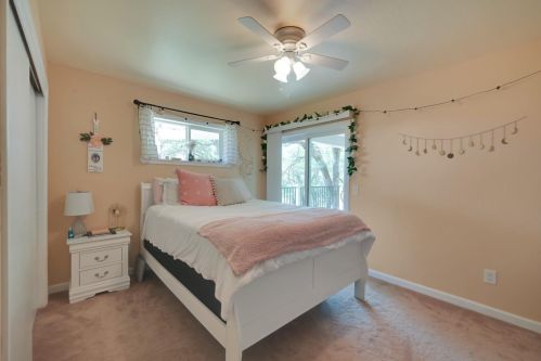 18883 Hummingbird Dr, Lake Wildwood CA  95946-9694 exterior