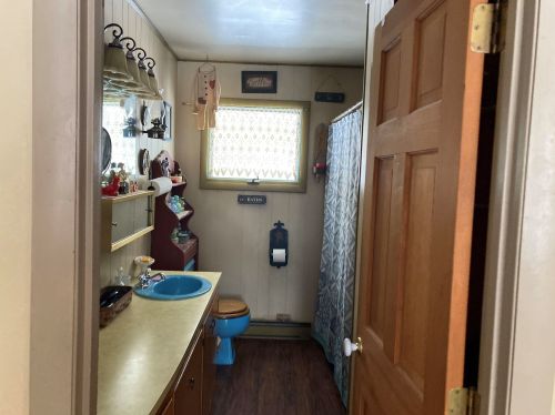 72 Mckinley Dr, Washington NH  03280-3463 exterior