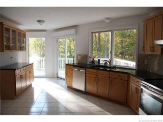 80 Fernwood Dr, Guilford CT  06437-2349 exterior