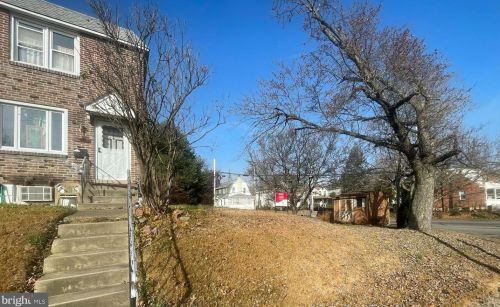 601 Magnolia Ave, Manor, PA 19036-1003