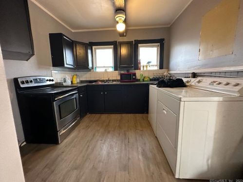 515 Stanley St, New Britain CT  06051-2733 exterior