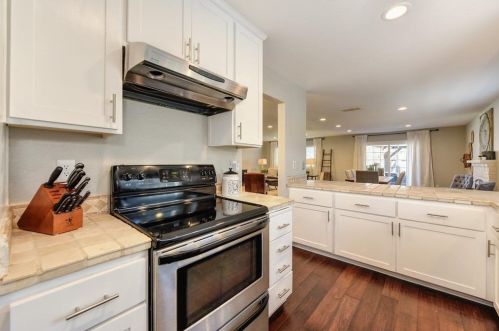 130 Remington Dr, Folsom CA  95630-4824 exterior