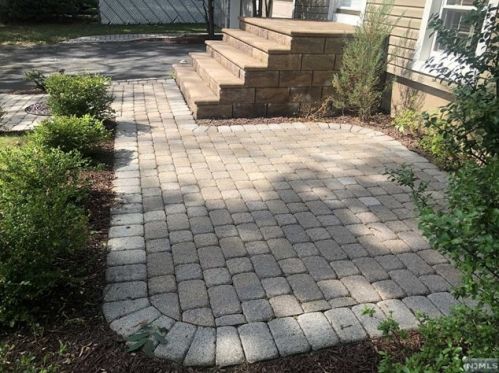1105 Steuben Ave, N Milford NJ  07646-3264 exterior