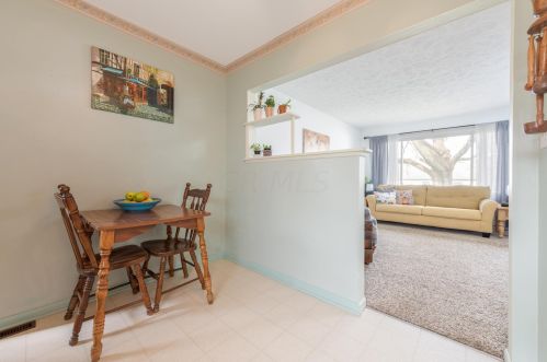 300 Stanley St, Bellefontaine OH  43311-2454 exterior