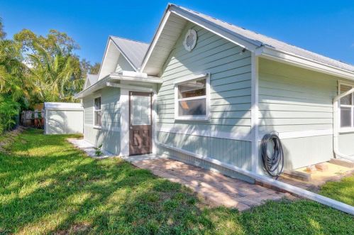 1381 Vizcaya Cir, Palm City FL  34990-1962 exterior