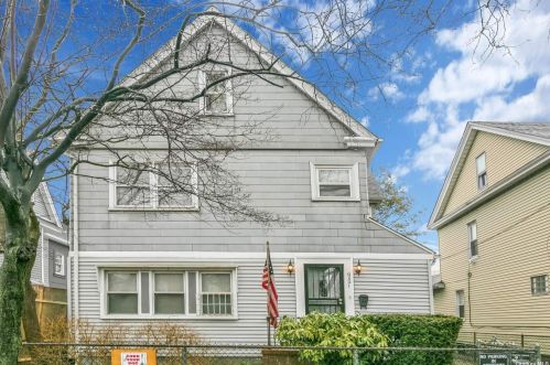 95-21 116th St, Jamaica, NY 11419-3402