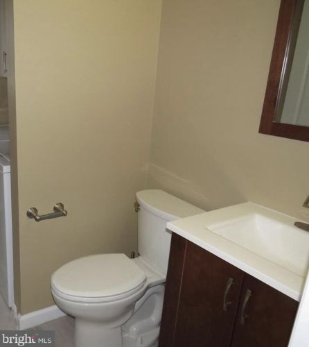 22 Chatham Ct, Dover DE  19901-3909 exterior