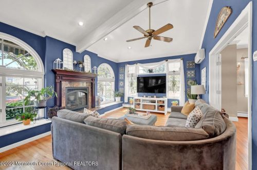 121 Avenue A, Bayonne NJ  07002-1255 exterior