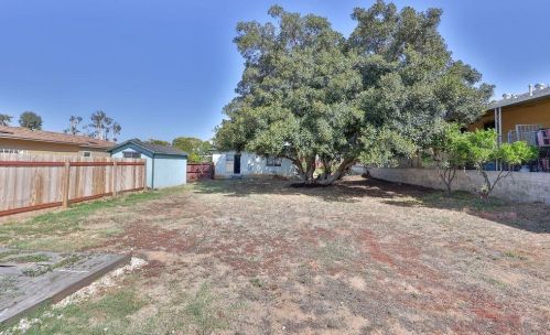 981 Lincoln Ave, El Cajon CA  92020-6426 exterior