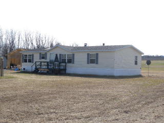542 River Rd, Peru, NY 12972-4649