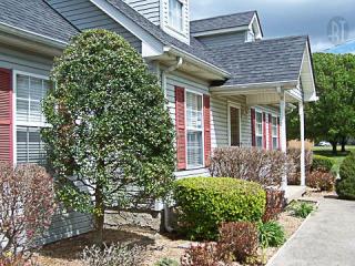 7438 Greenway Dr, Murfreesboro, TN 37130-8734