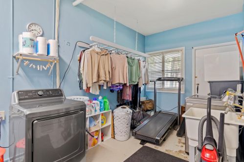 11717 Watertown Plank Rd, Milwaukee WI 53226-3340 exterior