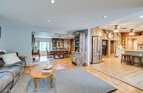 100 Mitchell Rd, Oxford NJ  07863-3344 exterior