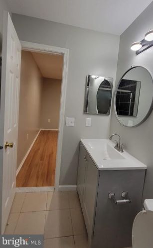 12 Harris Ave, Trenton NJ  08648-3710 exterior