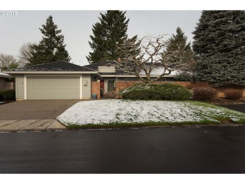 7140 Arbor Lake Dr, Wilsonville, OR 97070-8459