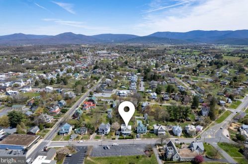 5 Amiss Ave, Richmond National Battlefiel VA  22835-1309 exterior