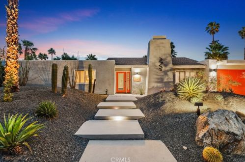 1120 Louise Dr, Palm Springs CA  92262-3209 exterior