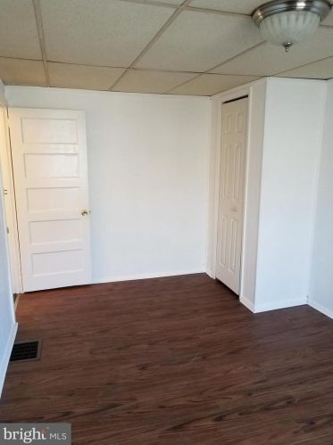 224 Delsea Dr, West Deptford, NJ 08093-1221
