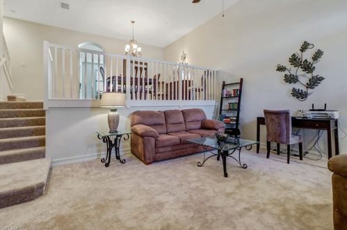 9098 Capistrano St, Naples, FL 34113-3238