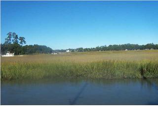 1300 Edgewater Dr, Charleston, SC 29407-7611
