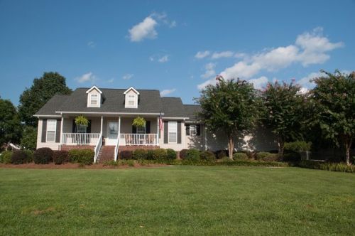 415 Peaceful Creek Dr, York, SC 29745-6388